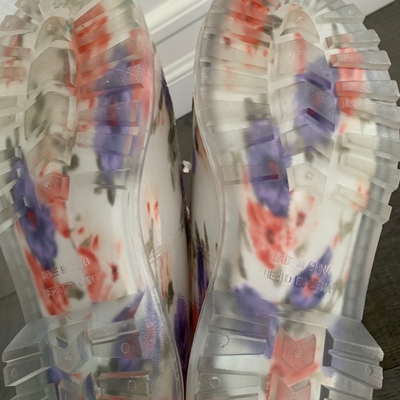 F21 Flowered Plastic Boots Size 7 - Picture 6 of 8